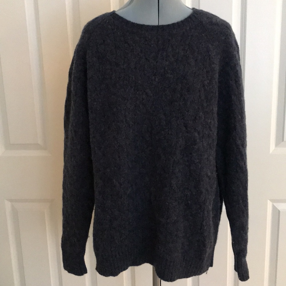 Vintage Wool L.L. Bean Navy Blue Long Sleeve  Men’s Knit Sweater XL
